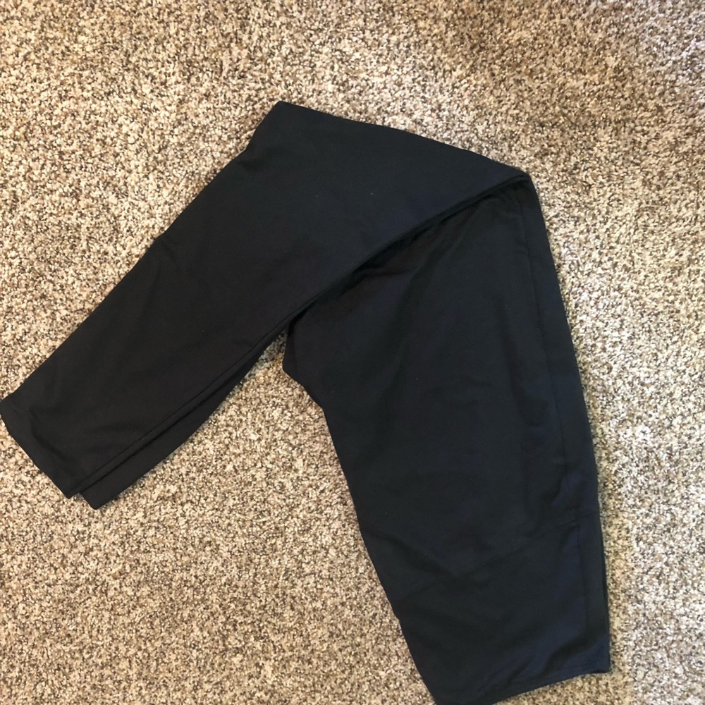 Black maternity leggings